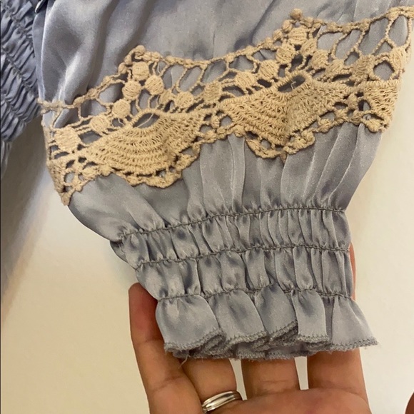 STUDIO Y SIZE M SATIN EMBROIDERED SLEEVES - Picture 5 of 9